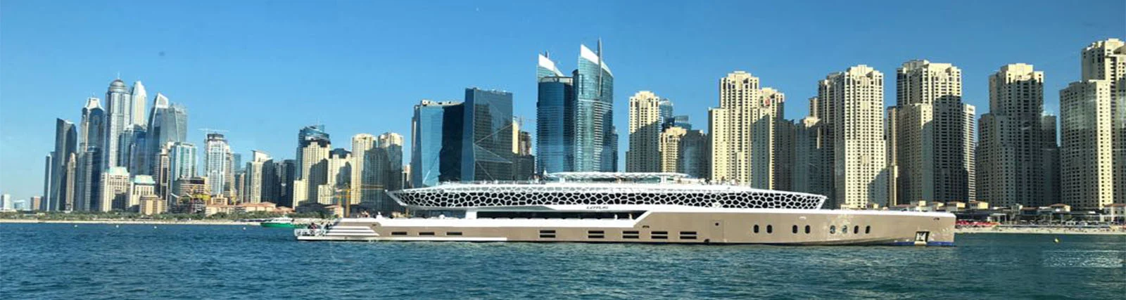 Lotus Mega Yacht Sunset (2)