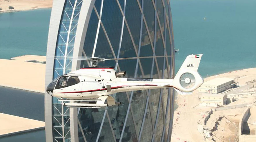 Private Helicopter Tour In Dubai (1)