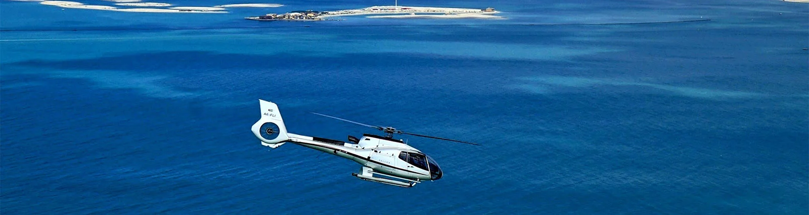 Private Helicopter Tour In Dubai (2)