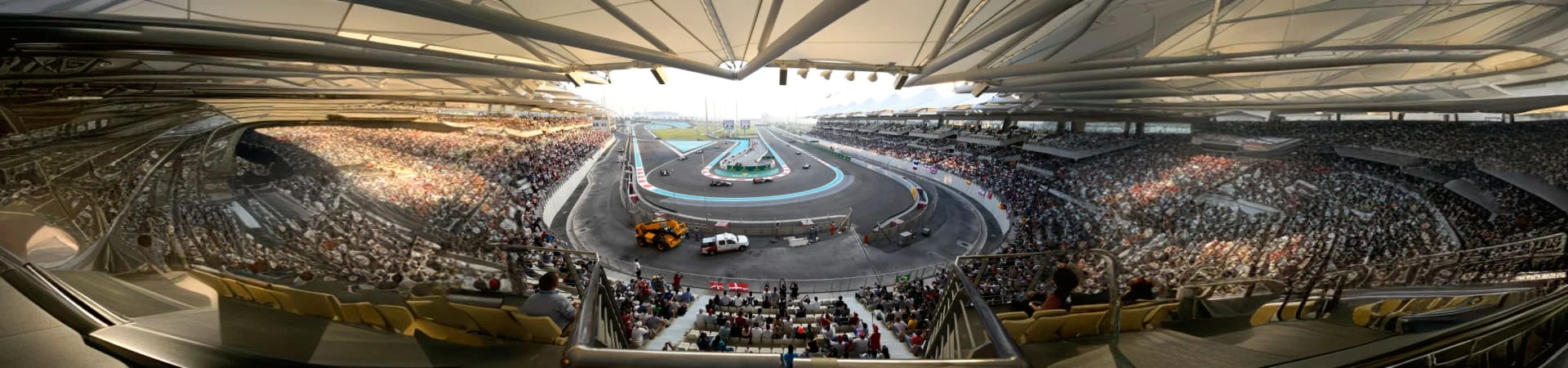 Yas Marina Circuit Tour Gall (2)